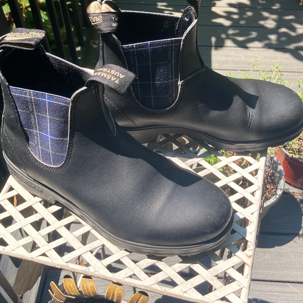 Blundstone 2102 Chelsea Tartan AU size fits women 9